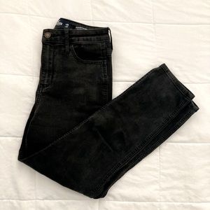 Hollister Ultra Rise Mom Jeans